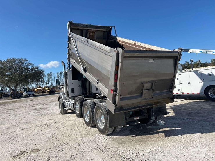 2019-kenworth-t880-image-4