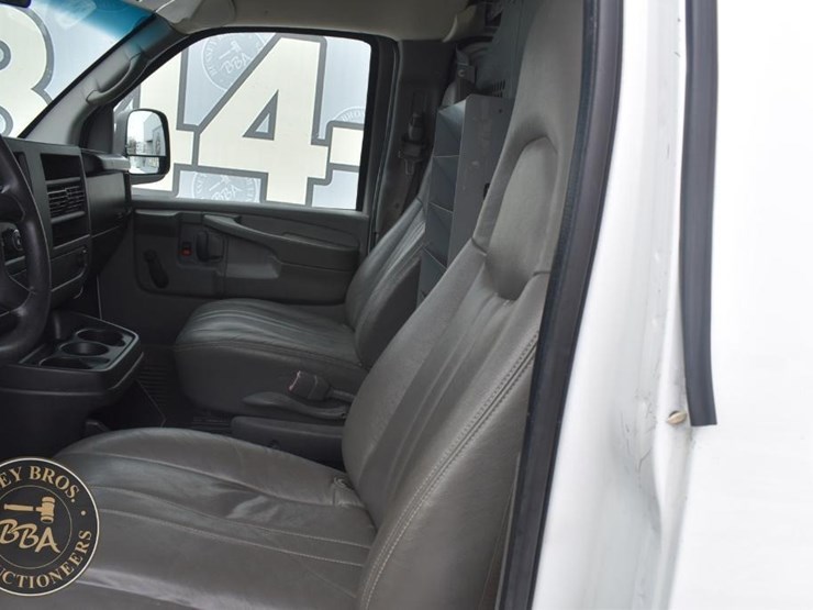 2008-chevrolet-express-1500-image-40