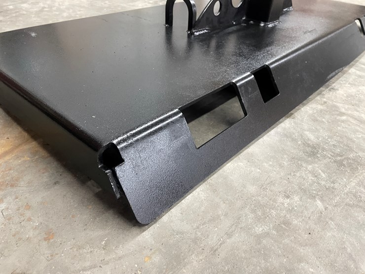 #2485-•-skid-steer-receiver-hitch-plate-with-half-moon-chain-hook-image-14