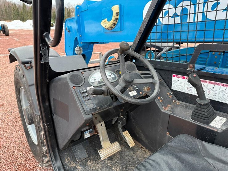 2016-genie-gth844-image-46