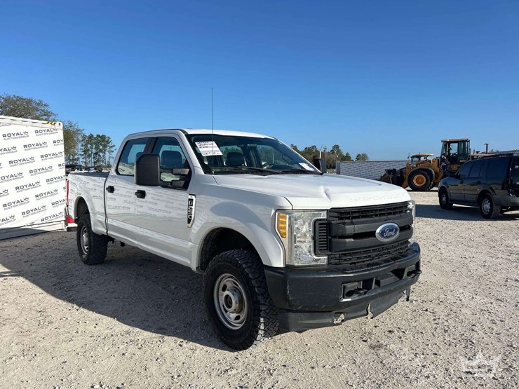 2017-ford-f250-image-2
