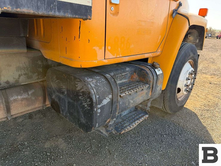 1991-international-4600-image-29