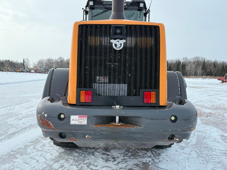 2019-case-621g-xt-image-22