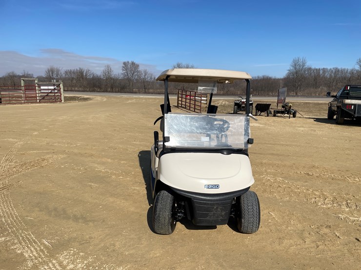 #204-•-2020-ez-go-rxv-electric-golf-cart-image-2