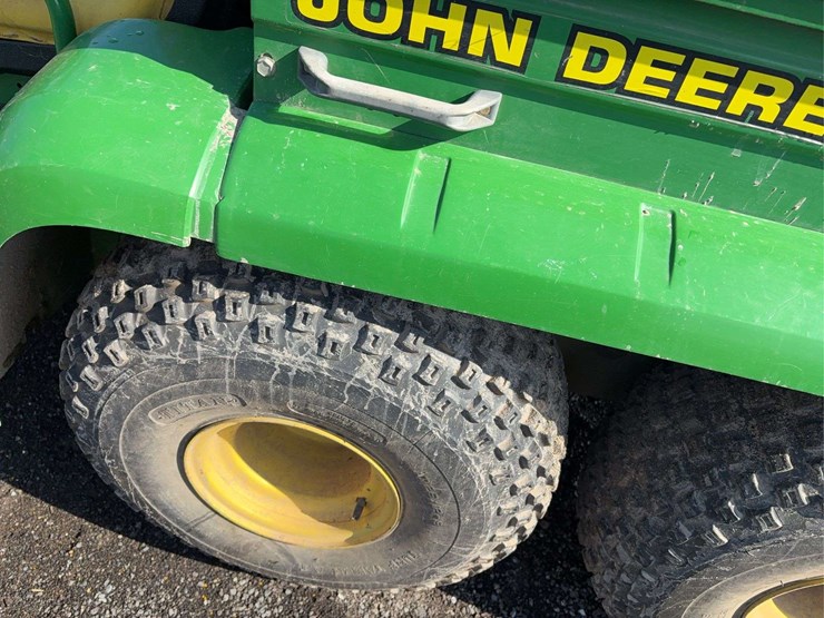 john-deere-gator-image-12