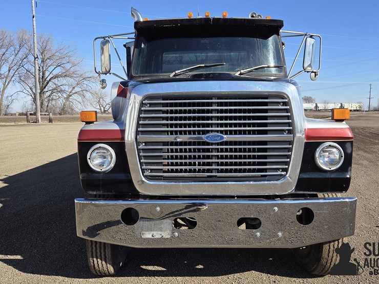 1982-ford-lnt9000-image-2