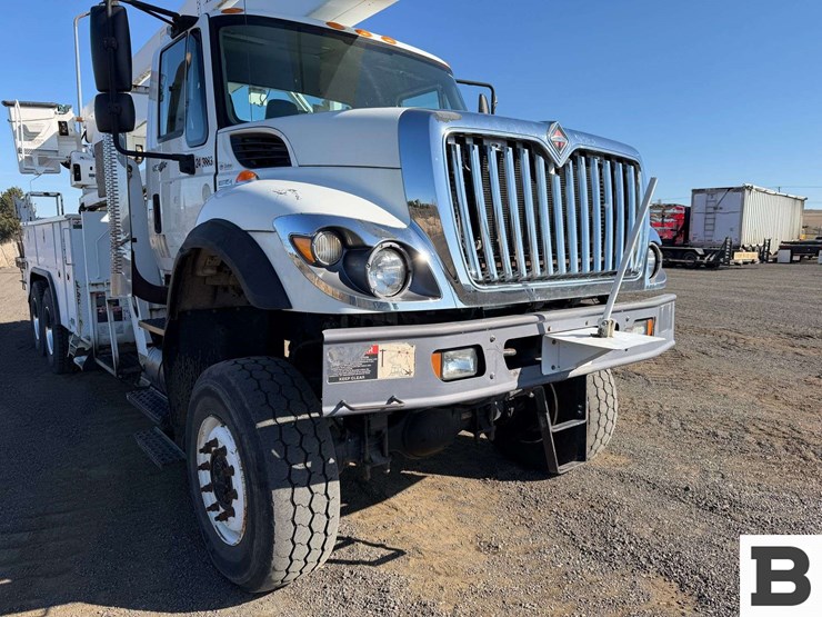 2011-international-workstar-7400-image-8