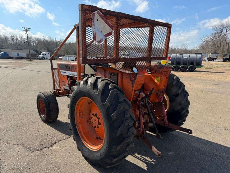 international-484-image-4