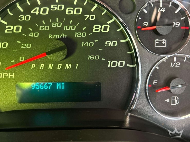 2011-chevrolet-express-2500-image-6