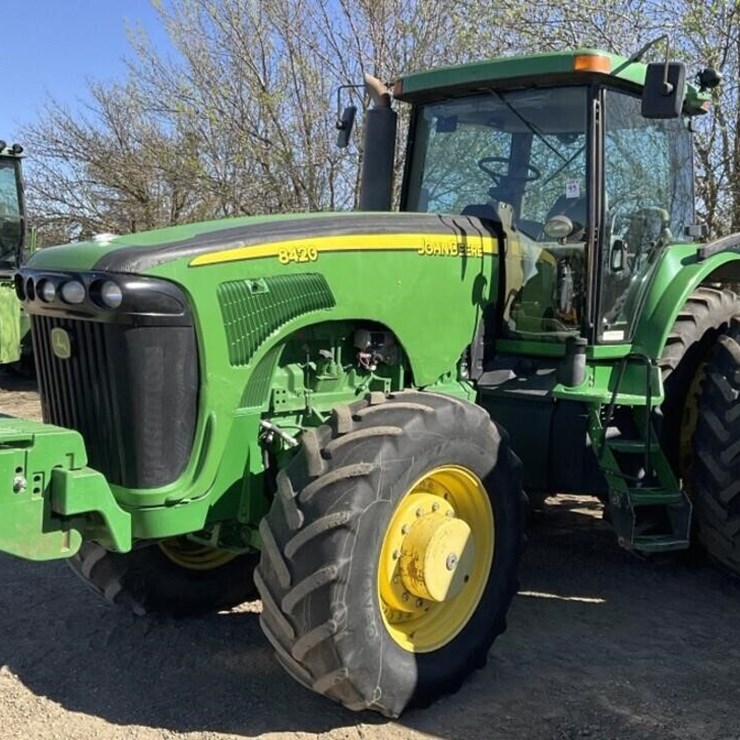 JOHN DEERE 8420