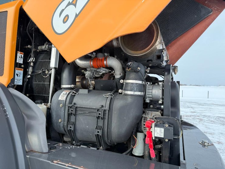 2019-case-621g-xt-image-48