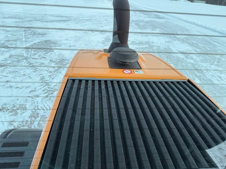 2019-case-621g-xt-image-73