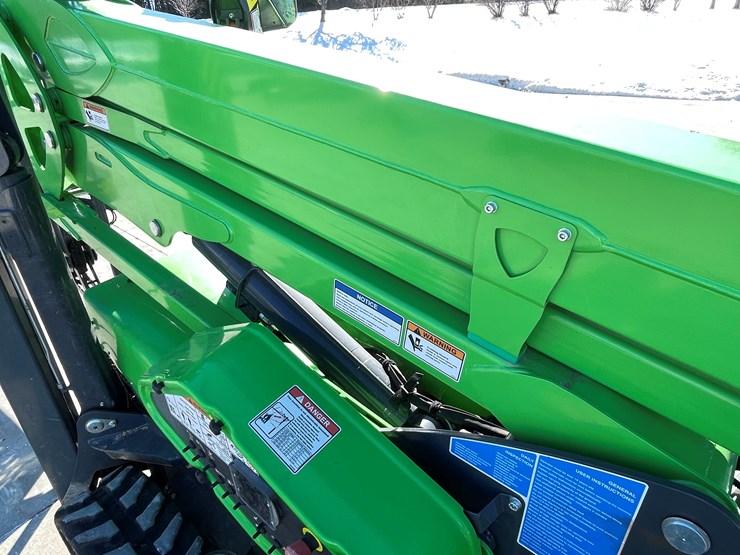 #103-•-2024-leguan-225-track-drive-articulating-boom-lift-image-29