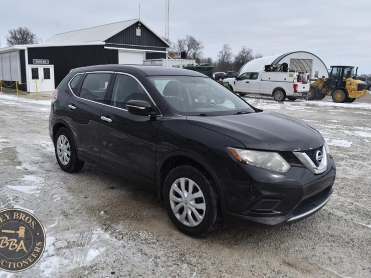 2015-nissan-rogue-image-13