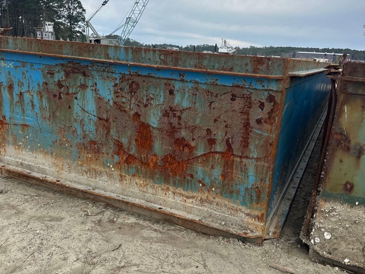 10x40-sectional-barge-image-3