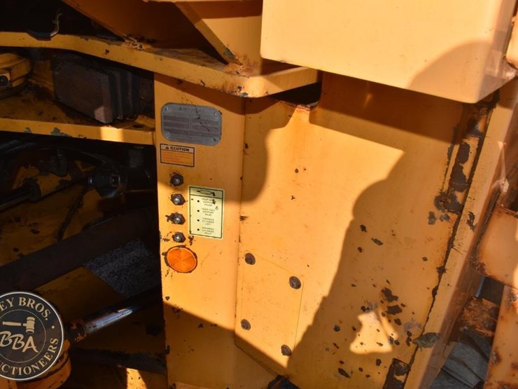 2016-hyundai-hl955-image-39