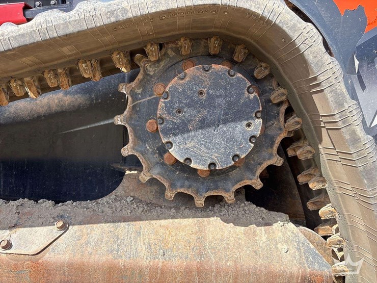 2022-kubota-svl97-2-image-29