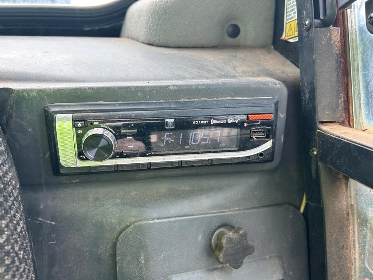 2017-caterpillar-259d-image-27