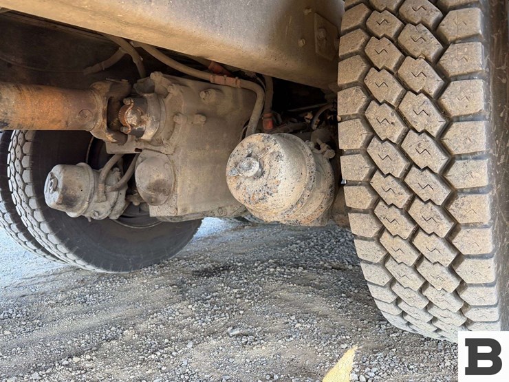 2011-international-workstar-7400-image-19