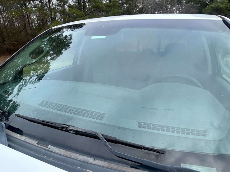 2016-ram-1500-slt-image-36