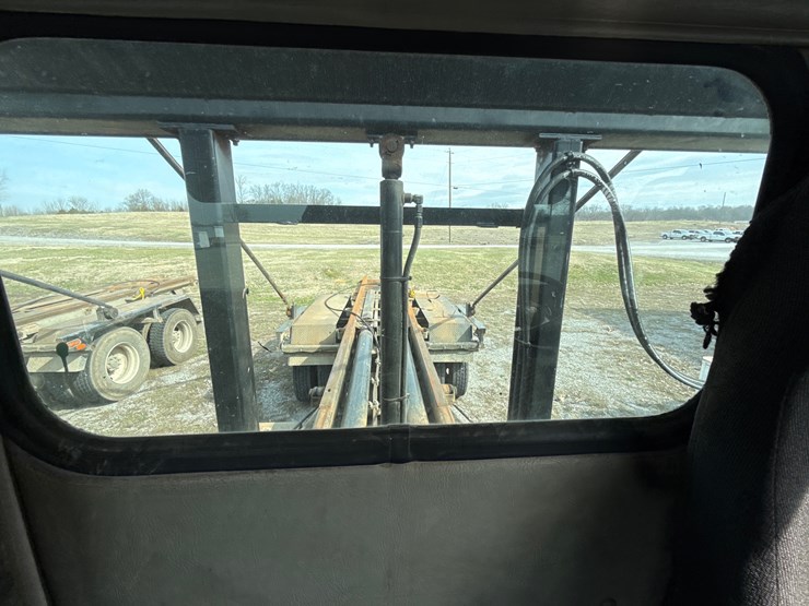 2018-western-star-4700sb-image-39