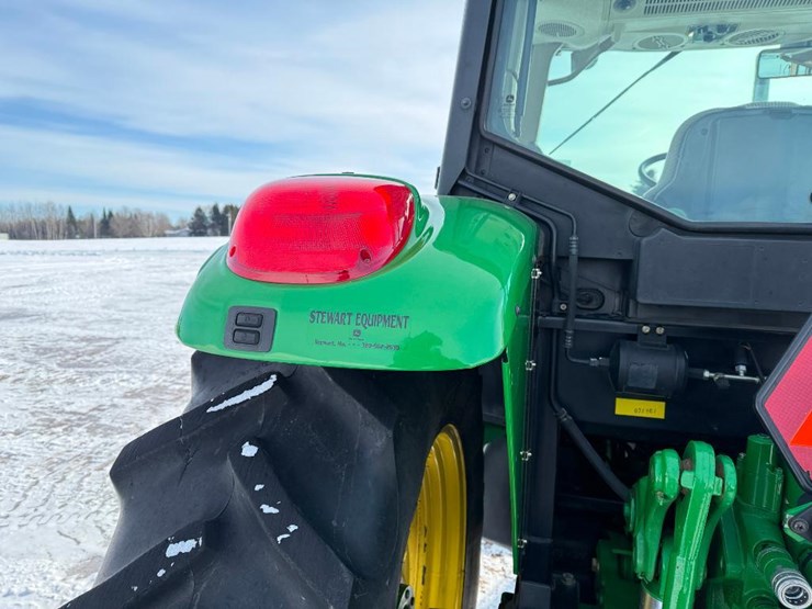 john-deere-6415-image-23