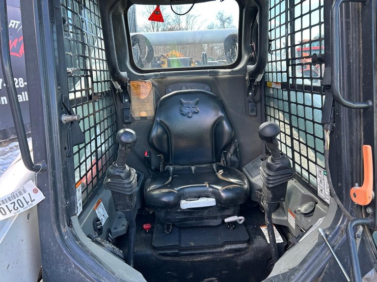 2018-bobcat-s650-image-17