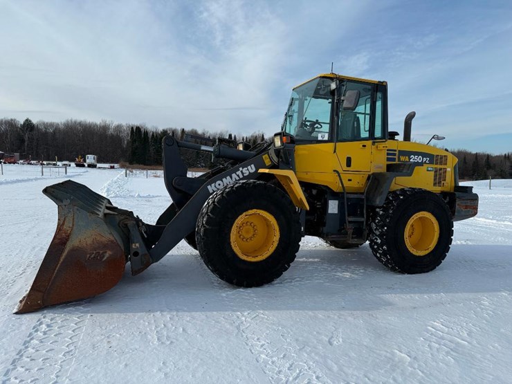 2011-komatsu-wa250pz-6-image-1