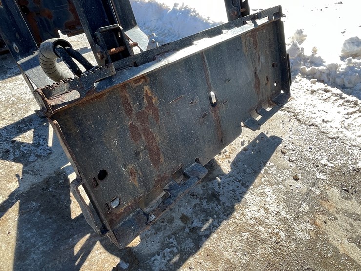 #170-•-boss-quick-cube-skid-steer-mount-salt-spreader-(1)-attachment-&-(2)-cubes-image-11