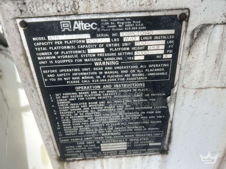 1999-freightliner-fl80-image-39