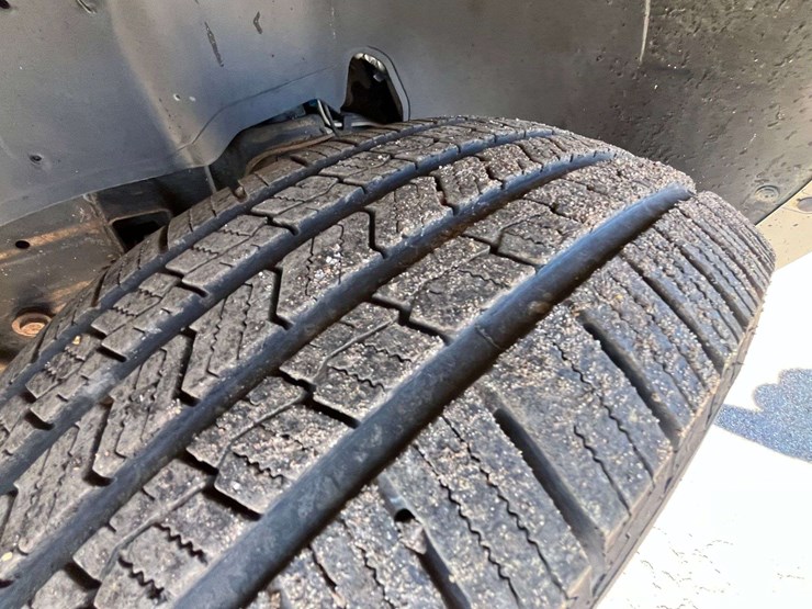 2005-chevrolet-1500-image-24