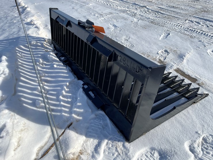 #2503-•-new-kc-72"-fine-skeleton-skid-steer-bucket-image-5