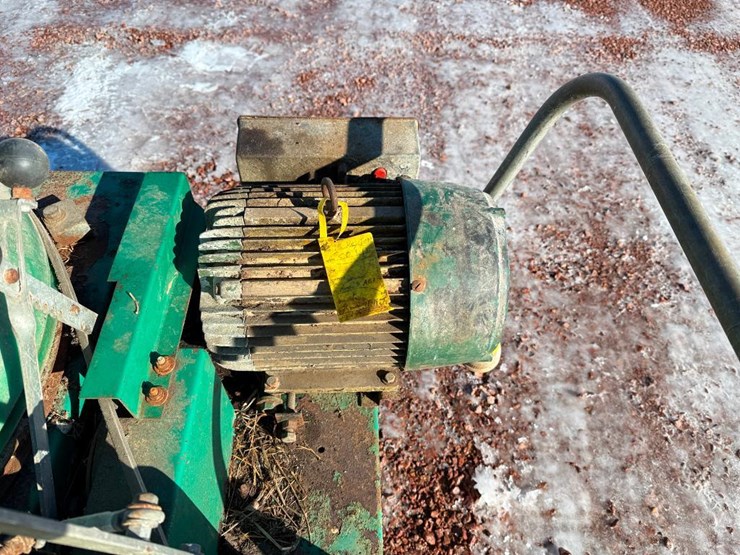 #355-•-lot-355-image-9