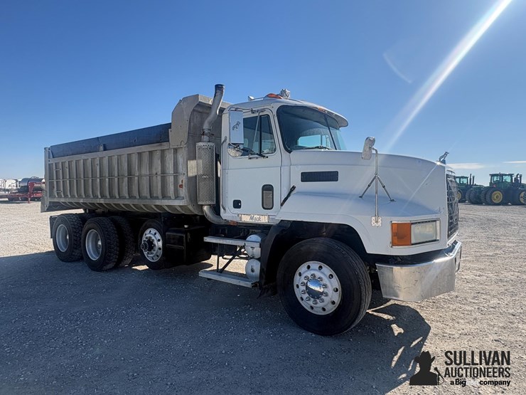 1990-mack-ch613-image-3