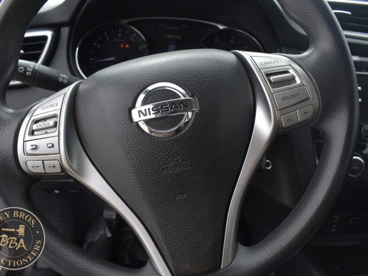 2015-nissan-rogue-image-23