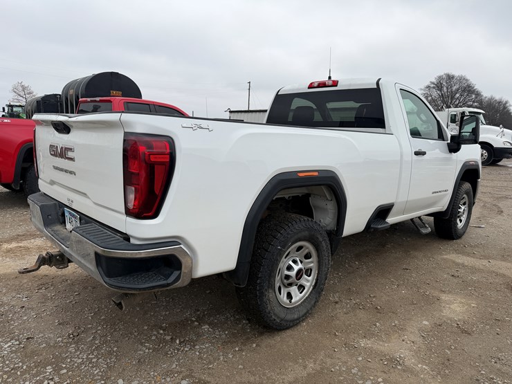 2020-gmc-2500hd-image-3
