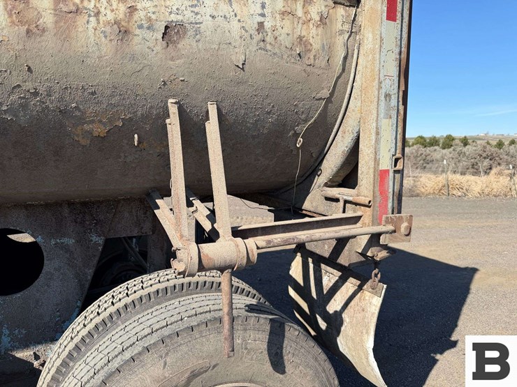 1971-williamsen-end-dump-trailer-image-24