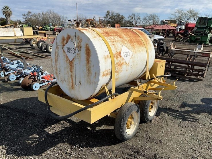 custom-500g-dual-axle-fuel-wagon-image-6