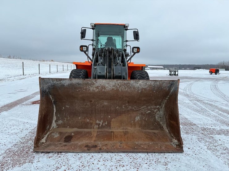 2018-doosan-dl250-5-image-2