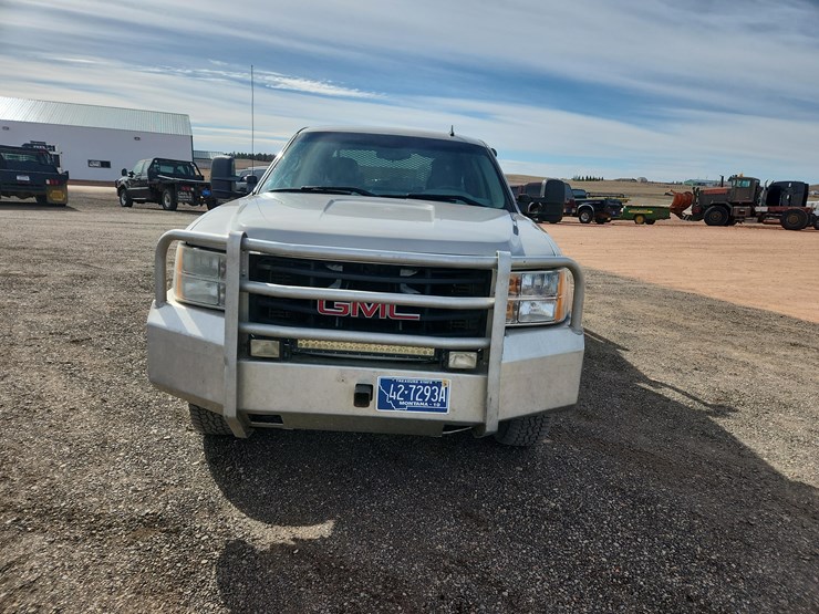 2009-gmc-3500-image-6