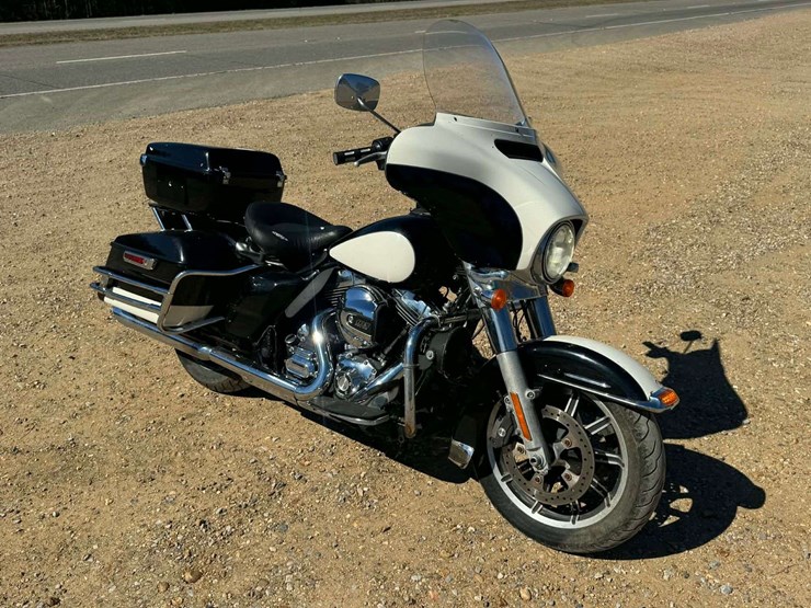 2014-harley-davidson-electra-glide-standard-flhtp-police-package-(34,396-miles)-image-2
