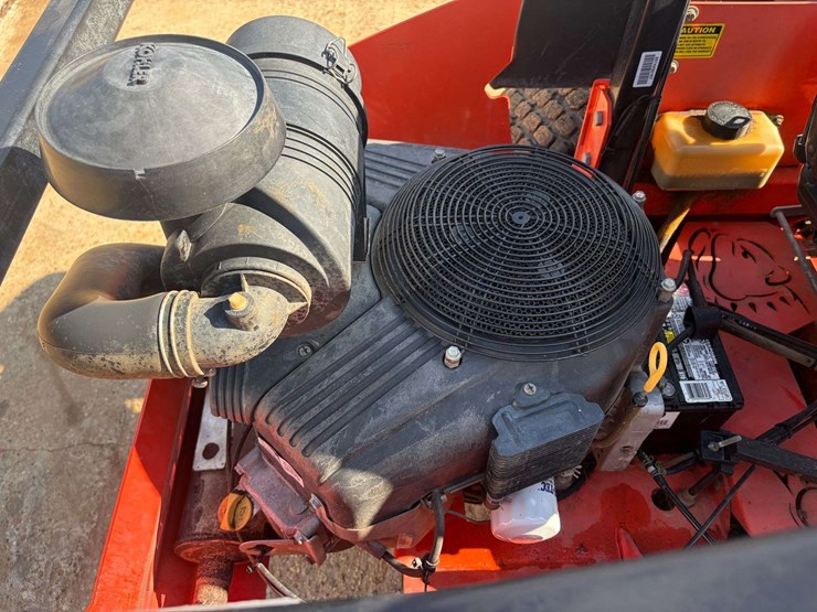 badboy-"rebel"-62"-zero-turn-mower-(968.8-hours)-image-14