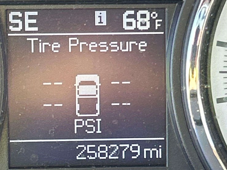 2011-dodge-ram-1500-image-6