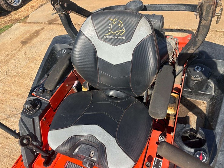 badboy-"rebel"-62"-zero-turn-mower-(968.8-hours)-image-7