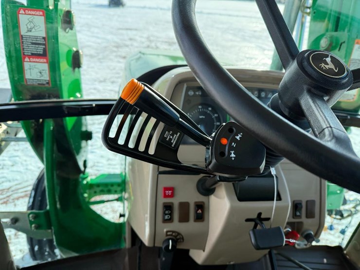 john-deere-6415-image-65