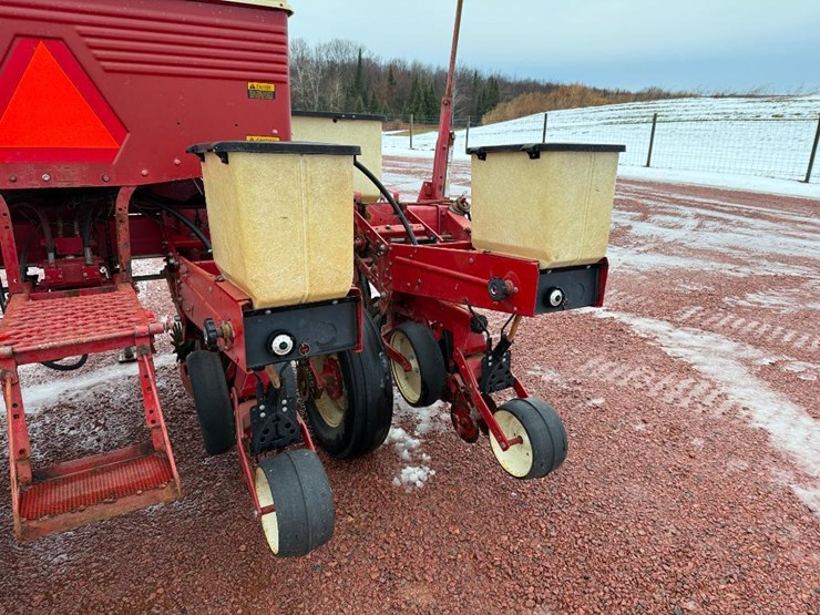 #74-•-lot-74-image-11