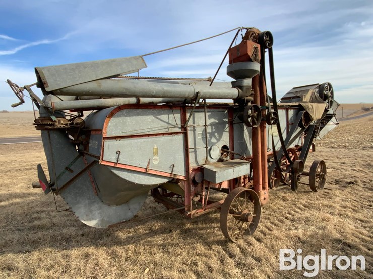 case-threshing-machine-image-5