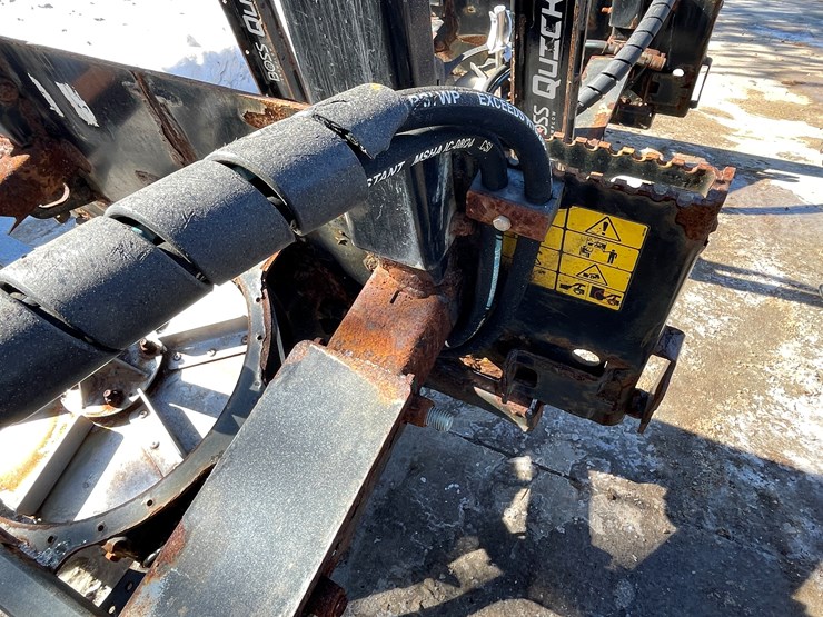 #171-•-boss-quick-cube-skid-steer-mount-salt-spreader-(1)-attachment-&-(4)-cubes-image-8