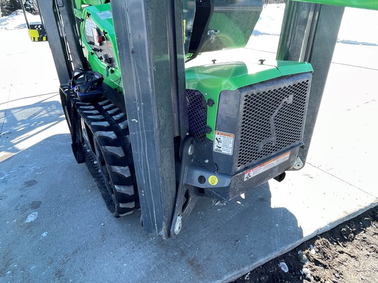 #103-•-2024-leguan-225-track-drive-articulating-boom-lift-image-28