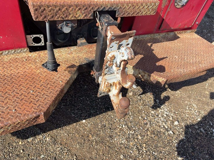 2002-ford-f650-image-7